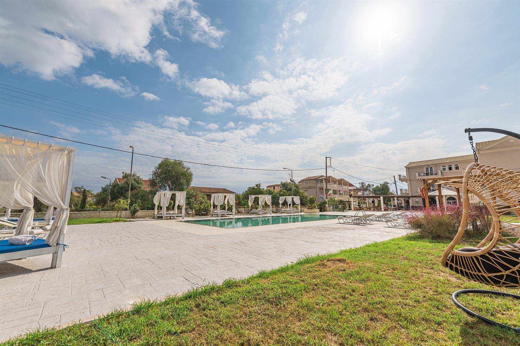 Ekati Hotel Kavos Luaran gambar
